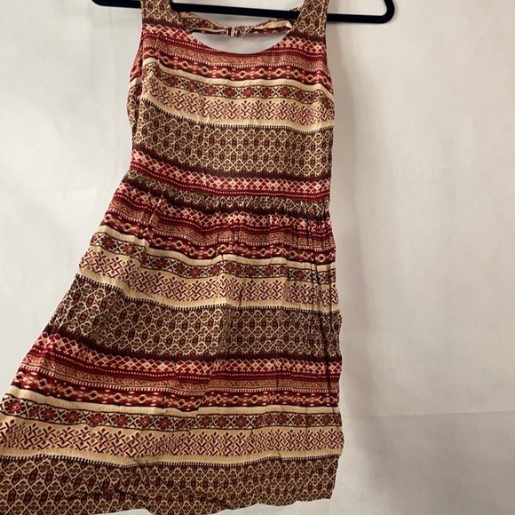 Forever 21 Dress Midi Back Out w/Zip Closure - Picture 2 of 4